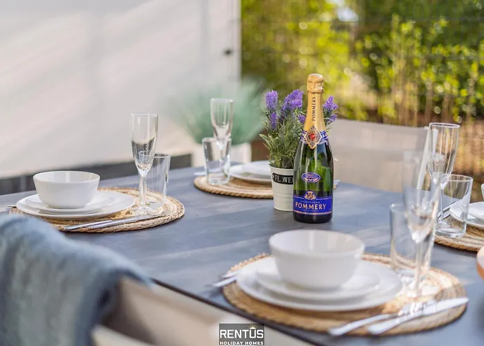 Thyline One - New Spacious For 8 Persons Apartamento