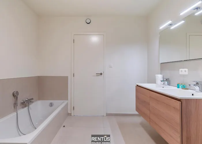 Apartamento Thyline One - New Spacious For 8 Persons *